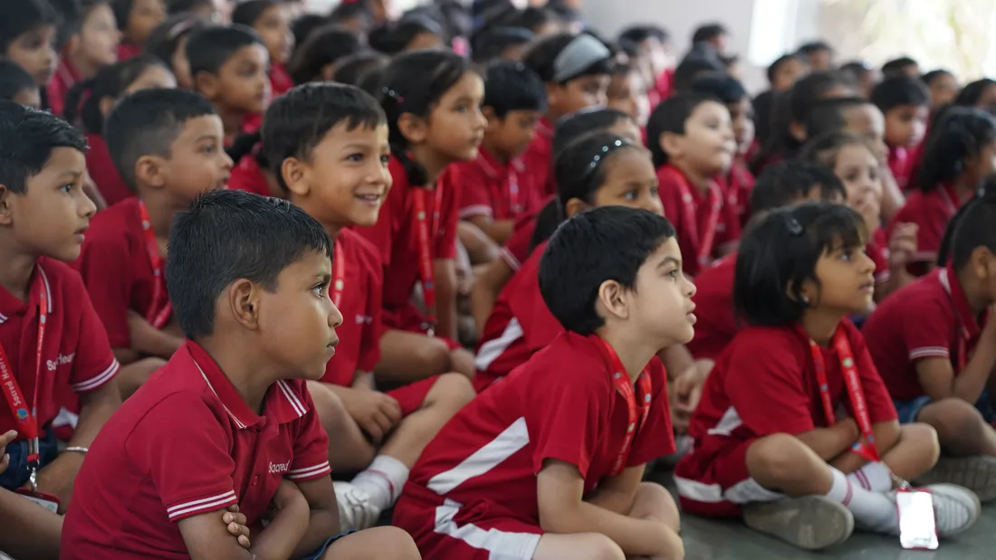 Primary students at a puppet show